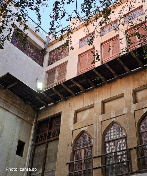 معماری عمارت دهدشتی